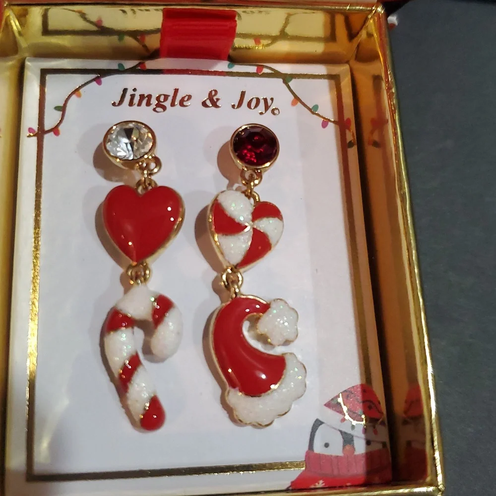 Red white Christmas holiday festive ruby cz topped‎ mismatched dangle earrings